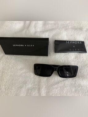 Diff sunglasses